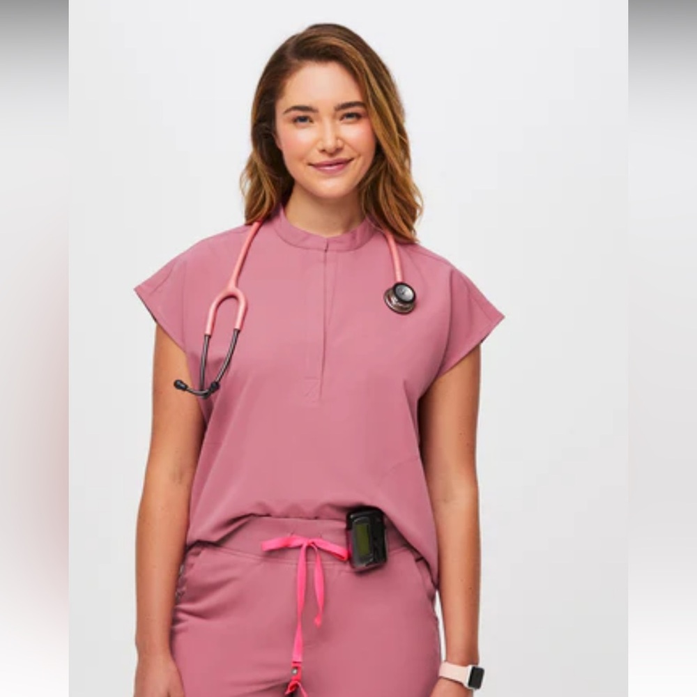 FIGS Quartz Bca Rafaela oversized scrub top XS